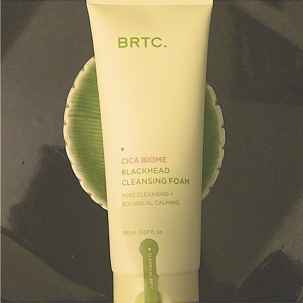CICA Biome Blackhead Cleansing Foam